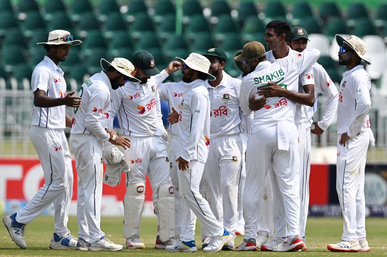 পাকিস্তানকে হারিয়ে ঐতিহাসিক সিরিজ জয় বাংলাদেশের